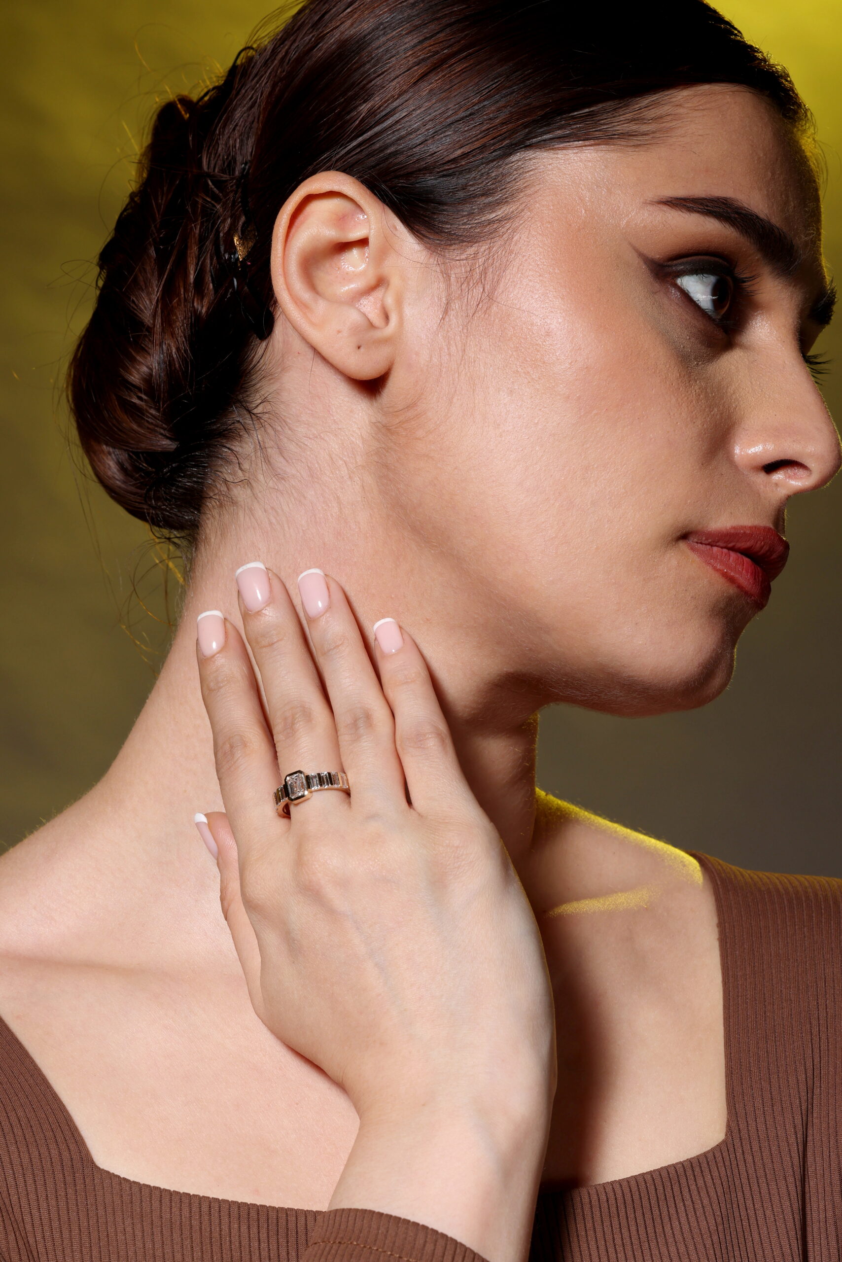 TGR-100(2) TGR-100(2)